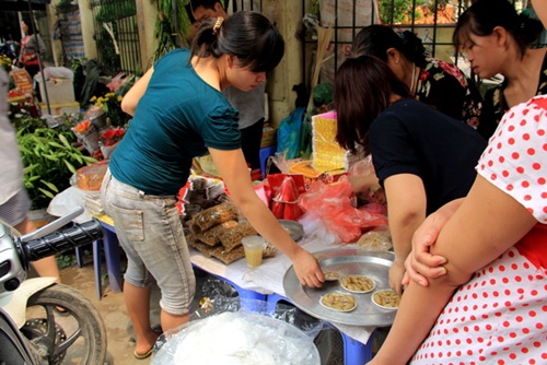 Hiện nay, Tết n&agrave;y vẫn được duy tr&igrave; ở miền Bắc, nhất l&agrave; c&aacute;c tỉnh xung quanh H&agrave; Nội.