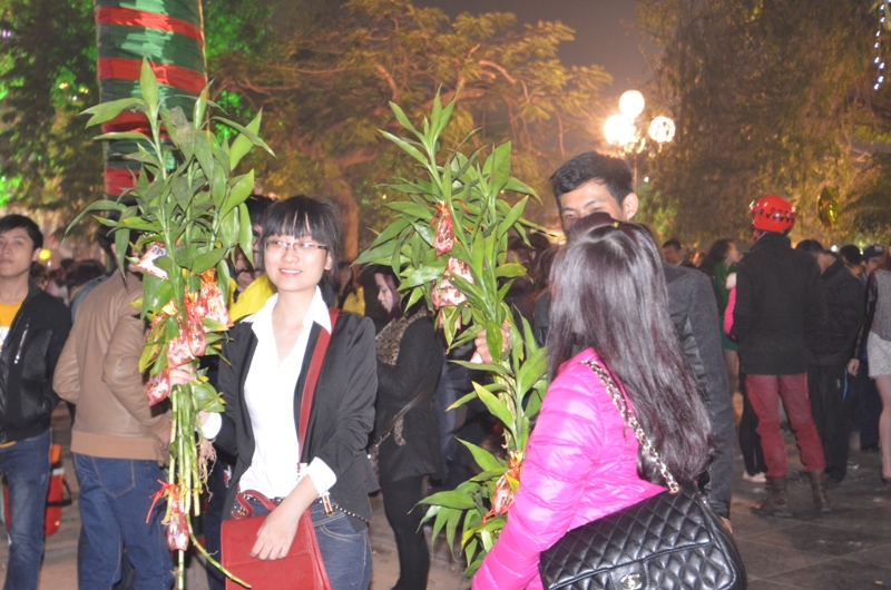 Hái lộc đầu xuân