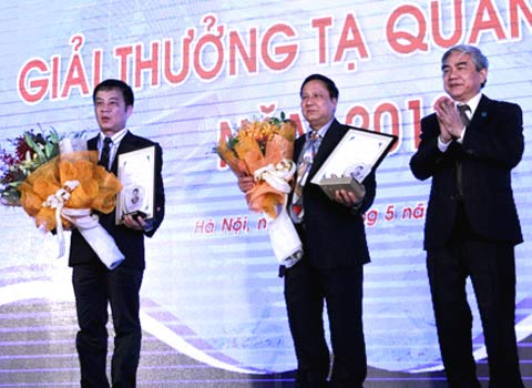 Giải thưởng Tạ Quang Bửu năm 2015: Nếu x&atilde; hội h&oacute;a th&igrave; kh&oacute; c&oacute; kinh ph&iacute; ổn định