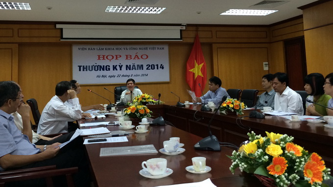 Viện H&agrave;n l&acirc;m Khoa học v&agrave; C&ocirc;ng nghệ Việt Nam tổ chức họp b&aacute;o lần đầu ti&ecirc;n