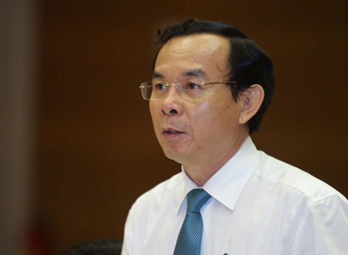 Bộ trưởng Nguyễn Văn N&ecirc;n khẳng định: kh&ocirc;ng phạt người đội mũ bảo hiểm rởm