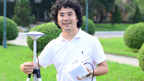 C&aacute;c nh&agrave; khoa học trẻ sẽ được hỗ trợ kinh ph&iacute; dự hội nghị quốc tế. Trong ảnh l&agrave; TS Tạ Hải T&ugrave;ng, ĐH B&aacute;ch khoa H&agrave; Nội