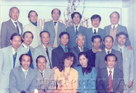 Chuy&ecirc;n gia Việt Nam tại Laghouat, Alg&eacute;rie, trong dịp tết Qu&yacute; Dậu, 1993