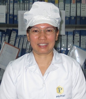 PGS. TS. L&ecirc; Thị Lu&acirc;n - Ph&oacute; gi&aacute;m đốc Trung t&acirc;m Nghi&ecirc;n cứu Sản xuất Vắc xin v&agrave; Sinh phẩm y tế 