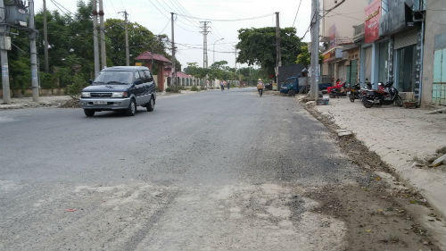 Quốc lộ 181 sau khi Chất lượng Việt Nan phản ánh đã được lấp dần ổ voi, ổ trâu Quốc lộ 181 sau khi Chất lượng Việt Nan phản ánh đã được lấp dần ổ voi, ổ trâu