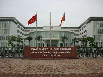Trụ sở UBND quận Long Bi&ecirc;n