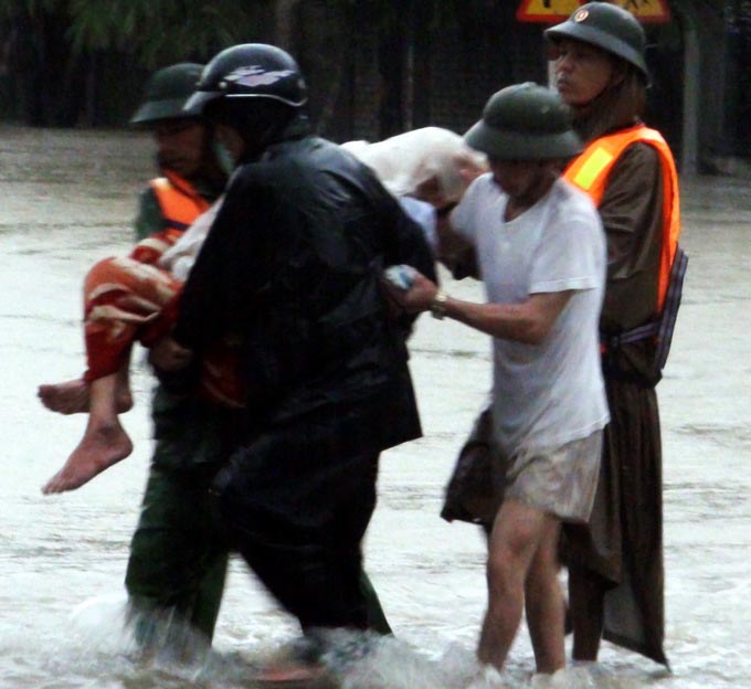 Tâm lũ Hoàng Mai Bão số 10