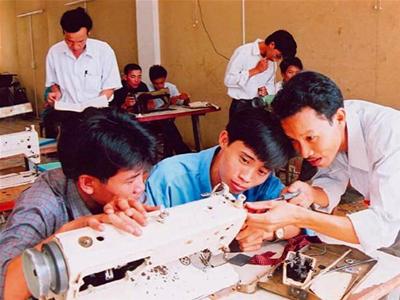 Dạy nghề để n&acirc;ng cao năng suất 13Win18 cá cược thể thao