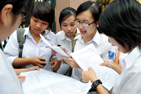 Trường bị dừng tuyển sinh nhờ b&aacute;o ch&iacute; l&ecirc;n tiếng