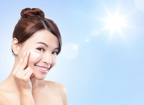 Bỏ t&uacute;i c&aacute;ch chăm s&oacute;c da mụn tại nh&agrave; 'si&ecirc;u hiệu quả'