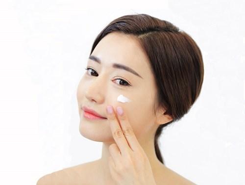Chăm s&oacute;c da hỗn hợp hiệu quả nhất v&agrave;o m&ugrave;a đ&ocirc;ng