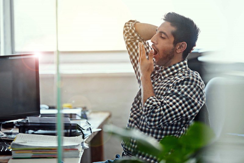 Thức khuya dậy muộn th&oacute;i quen g&acirc;y t&aacute;c hại  kh&ocirc;n lường