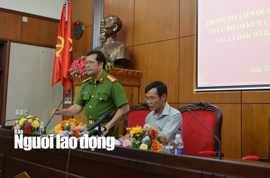 Vụ c&agrave; ph&ecirc; nhuộm đen bằng pin: Cơ quan chức năng bắt khẩn cấp 5 đối tượng để khởi tố vụ &aacute;n