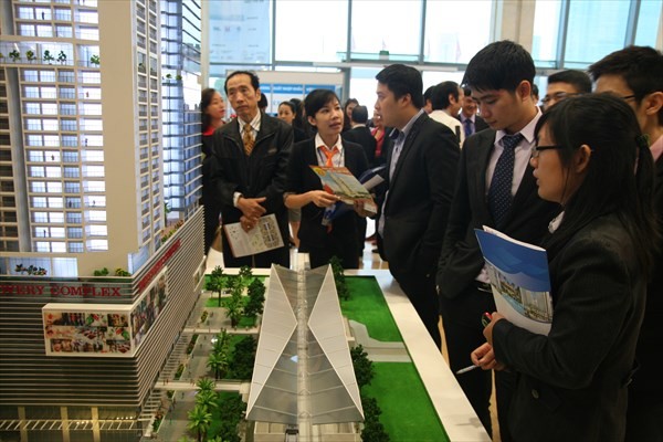 Hội chợ Triển l&atilde;m BĐS 2015: Hết &lsquo;trắc trở&rsquo; cho người mua nh&agrave;