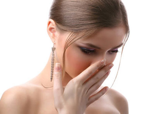 H&ocirc;i miệng c&oacute; thể do mắc một số bệnh nguy hiểm g&acirc;y ra - ảnh 1