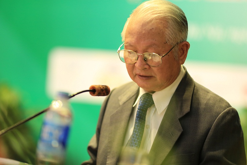 GS.TS Nguyễn Thế Trạch, Chủ Tịch Hội Nội Khoa Việt Nam phát biểu khai mạc hội nghị GS.TS Nguyễn Thế Trạch, Chủ Tịch Hội Nội Khoa Việt Nam phát biểu khai mạc hội nghị