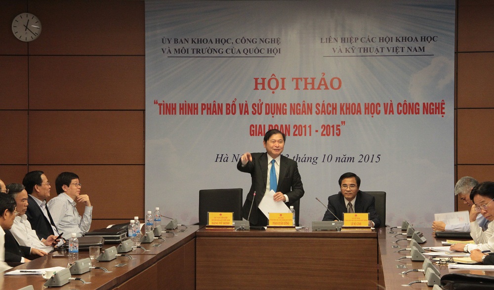 Chủ nhiệm Ủy ban Khoa học, C&ocirc;ng nghệ v&agrave; 13Win1 tải ứng dụng Quốc hội &ocirc;ng Phan Xu&acirc;n Dũng ph&aacute;t biểu tại hội thảo