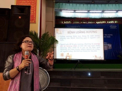 B&aacute;c sĩ Nguyễn Thị Thu Hồng, nguy&ecirc;n Ph&oacute; Gi&aacute;m đốc Sở Y tế tỉnh B&agrave; Rịa Vũng T&agrave;u chia sẻ th&ocirc;ng tin hữu &iacute;ch về dinh dưỡng cho người cao tuổi.