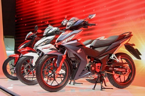 Honda Winner 150 được trưng b&agrave;y v&agrave; giới thiệu sơ bộ tại triển l&atilde;m m&ocirc; t&ocirc; xe m&aacute;y Việt Nam 2016 diễn ra đầu th&aacute;ng 4 tại TP. HCM. Ảnh: Bizlive