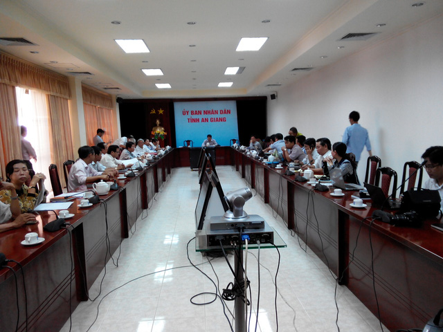 Quang cảnh buổi họp b&aacute;o