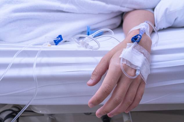  Cấy tế b&agrave;o gốc cho bệnh nh&acirc;n chết n&atilde;o c&oacute; thể cải tử ho&agrave;n sinh. 