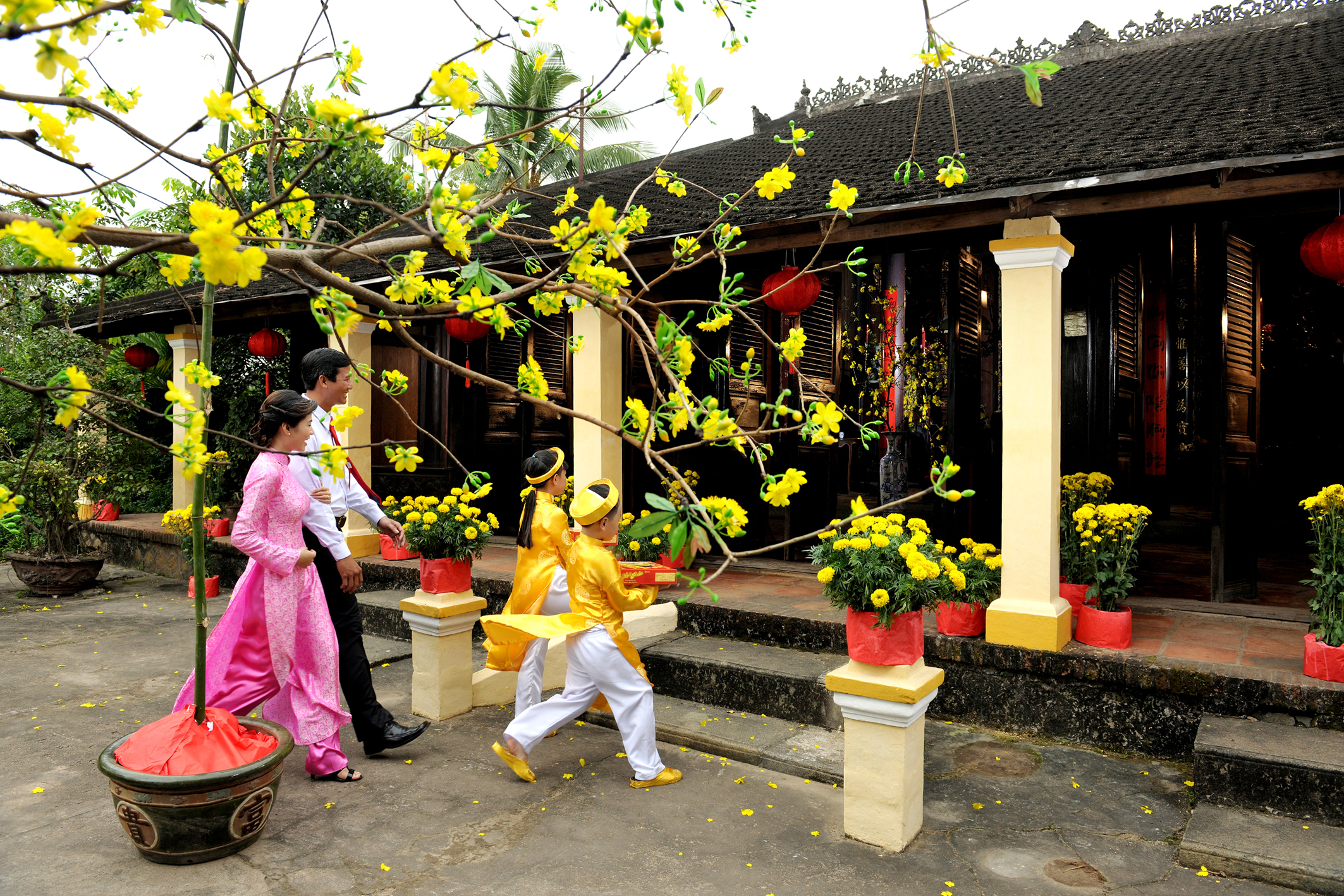 Chọn hướng xuất h&agrave;nh tốt ng&agrave;y Tết 2015 để năm mới c&aacute;t l&agrave;nh thịnh vượng