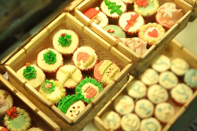 Qu&agrave; noel handmade cho ch&agrave;ng li&ecirc;n quan tới b&aacute;nh hoặc đồ ăn thật ngon sẽ khiến c&aacute;c ch&agrave;ng v&ocirc; c&ugrave;ng th&iacute;ch th&uacute;