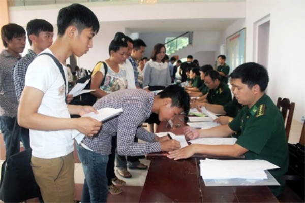 đại học qu&acirc;n sự 