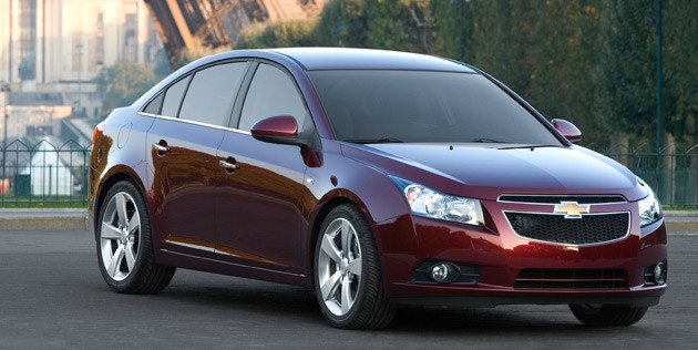 Chevrolet Cruze là một trong những lựa chọn khác trong các mẫu ô tô giá rẻ cũ đáng mua. Ảnh: Techz