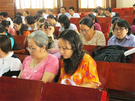 Thường xuy&ecirc;n bồi dưỡng kiến thức chuy&ecirc;n m&ocirc;n l&agrave; việc l&agrave;m rất cần thiết
