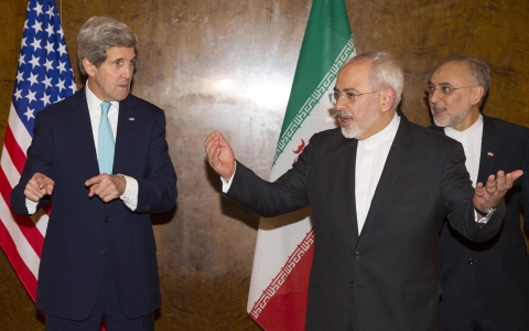 Iran đang t&iacute;ch cực đ&agrave;m ph&aacute;n c&aacute;c vấn đề điện hạt nh&acirc;n với phương T&acirc;y