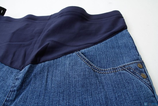 C&aacute;ch chọn quần jean cho b&agrave; bầu