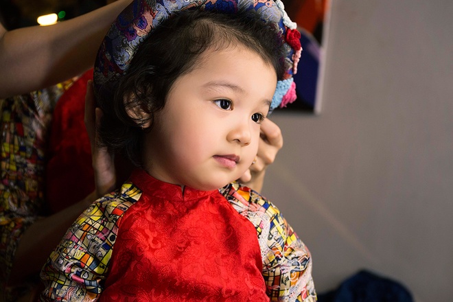 Jennifer Phạm bất ngờ khoe con g&aacute;i xinh như thi&ecirc;n thần