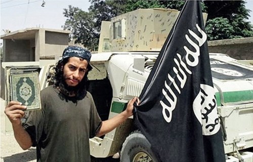 Kẻ chủ mưu Abdelhamid Abaaoud được cho l&agrave; ẩn nấp trong khu vực Saint-Denis