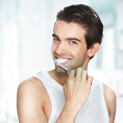 Vi&ecirc;m nướu v&igrave; kem đ&aacute;nh răng gi&aacute; rẻ