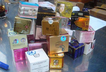 Kem tẩy da Trung Quốc chứa h&agrave;m lượng thủy ng&acirc;n 