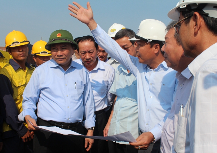 Lãnh đạo 13Win15 com - Thương hiệu nhà cái uy tín chỉ đạo xử lý sự cố sập cầu Ghềnh Lãnh đạo 13Win15 com - Thương hiệu nhà cái uy tín chỉ đạo xử lý sự cố sập cầu Ghềnh