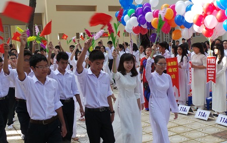 Sau lễ khai giảng, học sinh cả nước sẽ đồng loạt bước vào năm học mới với nhiều khí thế, tự tin cho một năm học thành công. Ảnh Dân Trí
