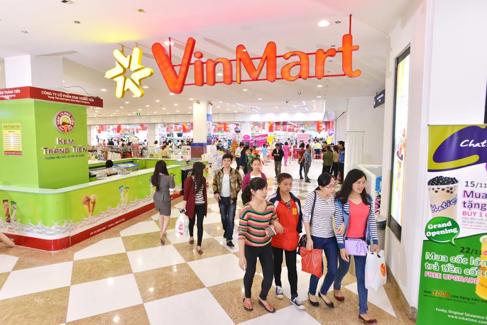 Hệ thống si&ecirc;u thị Vinmart vừa được đầu tư khang trang, th&acirc;n thiện với người 13Win18 đa dạng khuyến mãi