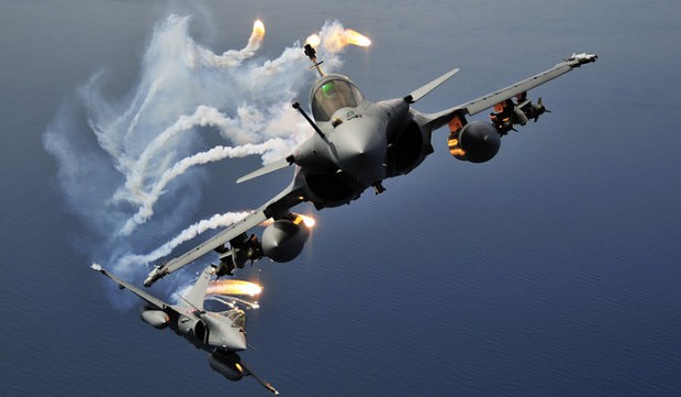 Rafale được trang bị với đa dạng c&aacute;c loại vũ kh&iacute; tối t&acirc;n