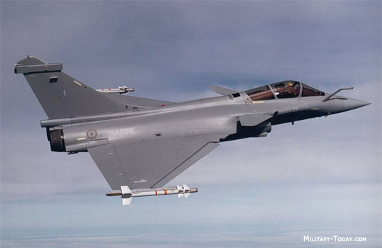 Ti&ecirc;m k&iacute;ch Rafale l&agrave; thứ vũ kh&iacute; qu&acirc;n sự mới được trang bị v&agrave;o năm 2001 của Ph&aacute;p