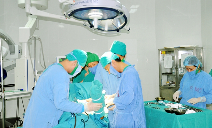 kh&aacute;m chữa bệnh