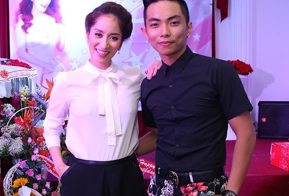 Kh&aacute;nh Thi, Phan Hiển được Lưu Thi&ecirc;n Hương cực kỳ ủng hộ