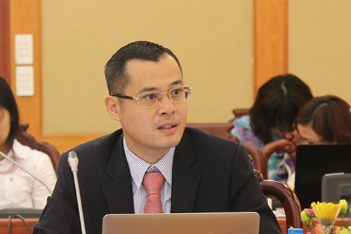  &ocirc;ng Phạm Đại Dương - Trưởng ban Quản l&yacute; KCNC H&ograve;a Lạc