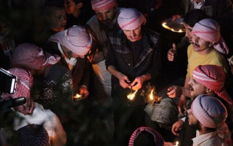 Cộng đồng người thiểu số Yazidis tưởng niệm nạn nh&acirc;n bị khủng bố IS s&aacute;t hại h&ocirc;m 3/5