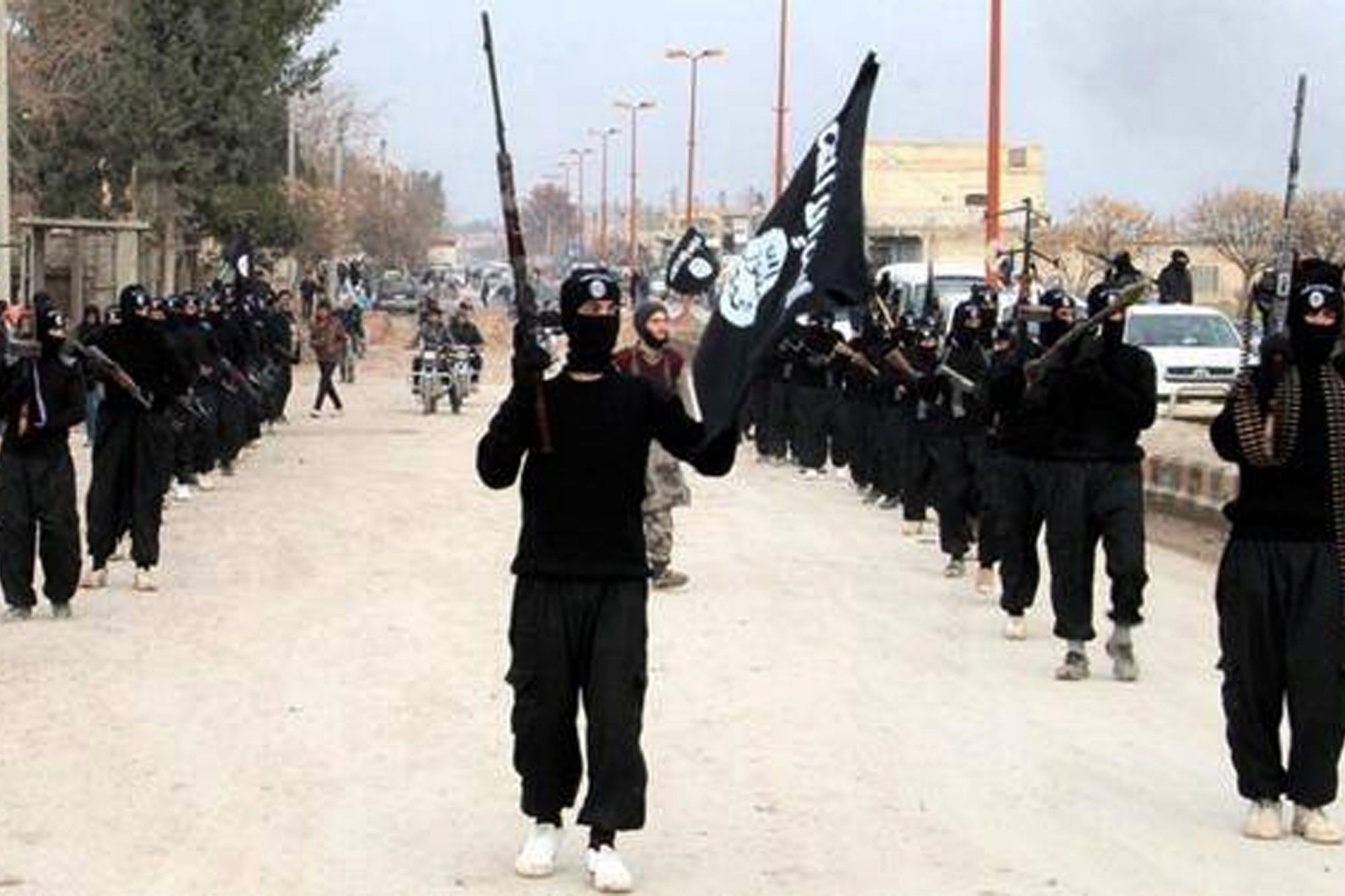 Các bĩnh sĩ Iraq đã hành quyết nhiều phần tử khủng bố IS nhằm trả thù Các bĩnh sĩ Iraq đã hành quyết nhiều phần tử khủng bố IS nhằm trả thù