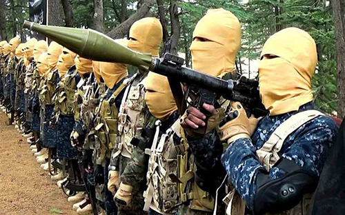 C&aacute;c t&acirc;n binh của t&ocirc;̉ chức khủng b&ocirc;́ IS đang được huấn luyện tại trại Jalaluddin Haqqani