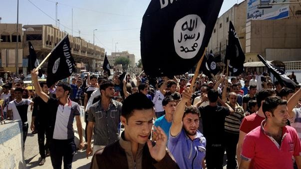 IS chiếm th&agrave;nh phố Mosul của Iraq từ th&aacute;ng 6/2014 v&agrave; &aacute;p đặt nhiều điều luật h&agrave; khắc l&ecirc;n người d&acirc;n