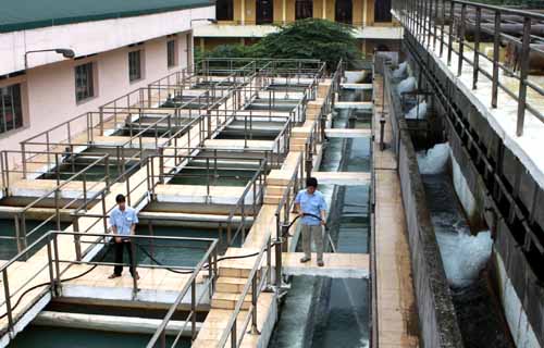 Khủng ho&agrave;ng nước sạch ở th&agrave;nh thị