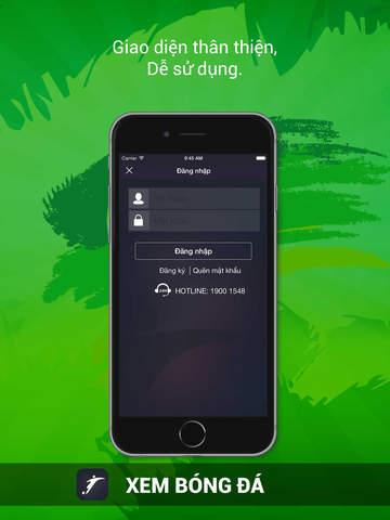 14. Bánh xèo không phải là một món ăn được nhiều người nước ngoài biết tới. Nguyên liệu làm bánh rất đơn giản, chỉ từ bột gạo và nước với những con tôm nhỏ bên trong, nhưng món ăn lại rất tuyệt. Màu vàng của bánh không phải từ trứng mà từ củ nghệ. Để thưởng thức bánh xèo đúng cách, du khách cần ăn kèm với rau sống và nước chấm pha.